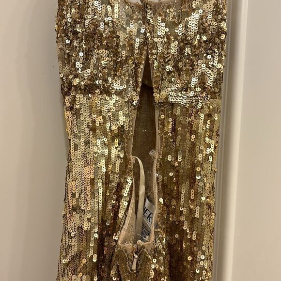 Sherri Hill woman's gorgeous gold beaded with nude lace at the bottom dress - Picture 11 of 15